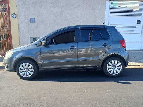 VOLKSWAGEN FOX 1.6 MI 8V FLEX 4P MANUAL VOLKSWAGEN FOX 1.6 MI 8V FLEX 4P MANUAL